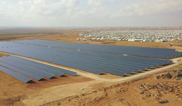 jordanien-zaatari-solarkraftwerk-luftaufnahme_rs_stage_large